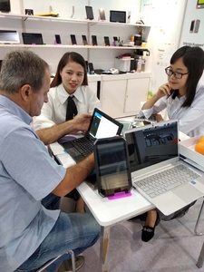 Máy Tính Bảng 10 <span class=keywords><strong>Inch</strong></span> Với 8 Nhân <span class=keywords><strong>Android</strong></span> 11.0 GMS 4GB/64GB Trình Bày Thiết Bị Máy Tính Bảng Cho Cuộc Gọi Điện Thoại 4G & 3G - Product Image 3