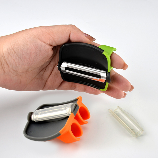 Stocked Cheap Innovative Plastic Kitchen Gadgets Tools Small Mini Smart Creative Stainless Steel Fruit Vegetable Finger Peeler
