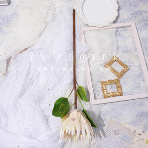 Fiori Artificiali a Stelo Singolo Simulati, Composizioni Floreali Artigianali di Alta Qualità per Matrimoni, Allestimento di Sale Nuziali - Product Image 4