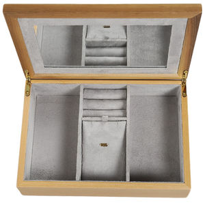 Boîtes cadeaux rectangulaires en bois, petites, en velours uni, faites à la main, avec logo personnalisé DS, pour bijoux - Product Image 6