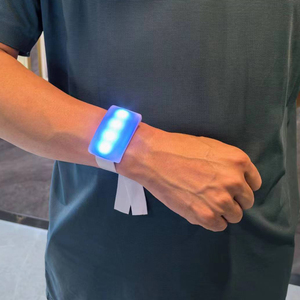 Novedades, Pulseras LED de Nuevo Diseño, 7 Colores, Luz Intermitente, Sincronizadas con la Música, Pulseras LED para Conciertos, Día de los Inocentes, Portátiles - Product Image 5
