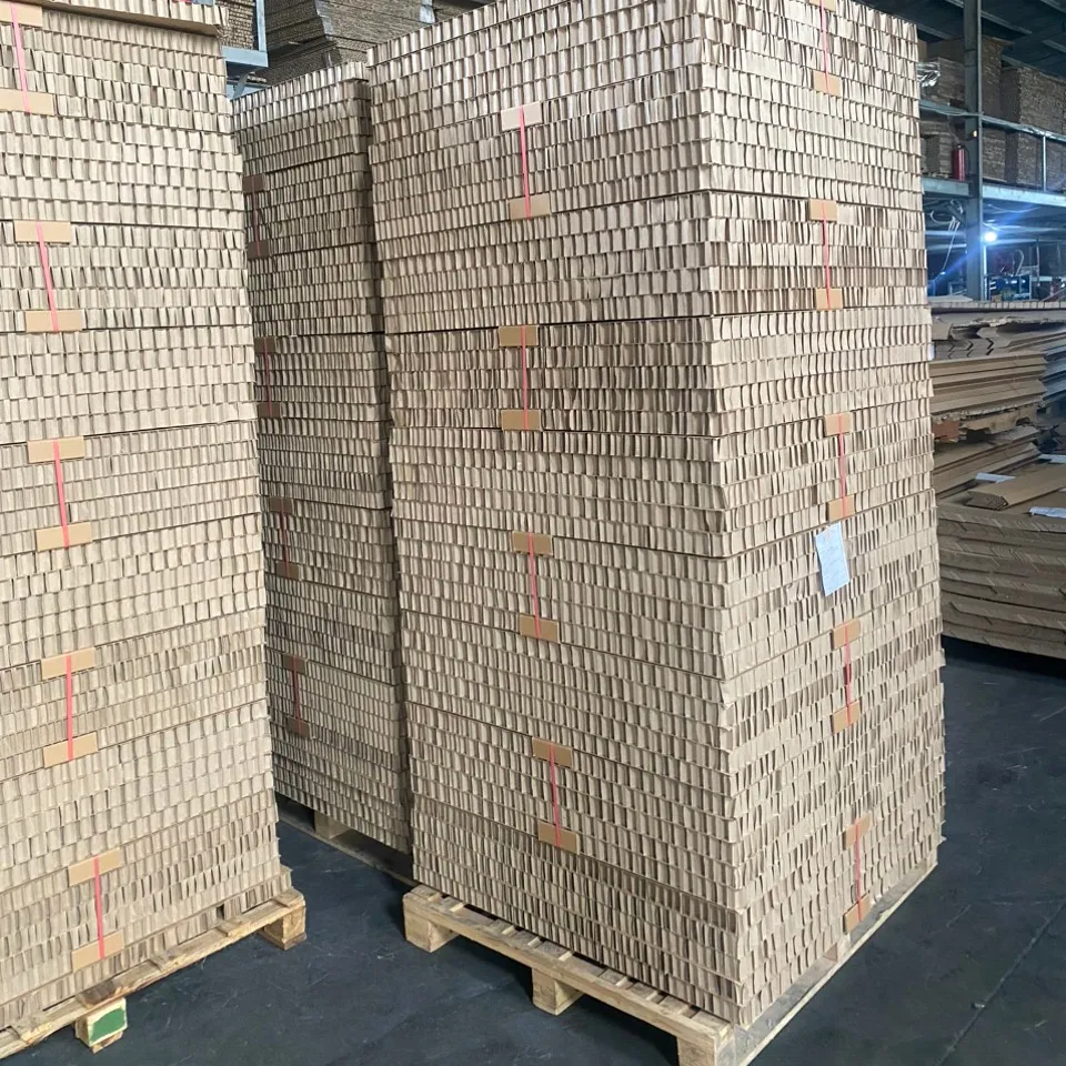 Recyclable 15/20/30mm Corrugated Paper Honeycomb Cardboard Sheet Double Sided with Coating for Grocery and Promotions