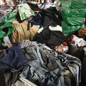 Pantalones Vaqueros Mixtos para Hombre, Mezclilla Arcoíris Usada para Primavera, para un Estilo Moderno y Reutilizable - Product Image 1