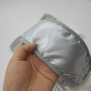 Bracelet en soie <span class=keywords><strong>blanche</strong></span> ensemble de bandeau de luxe pour spa ensemble de lavage de <span class=keywords><strong>visage</strong></span> de manchette de poignet pour dame soutien du <span class=keywords><strong>visage</strong></span> à faire logo personnalisé - Product Image 4