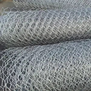 PVC kaplı galvanizli 1/2 ''altıgen tel örgü kümes hayvanları çiftlik dokuma tel kümes örgüsü rulo