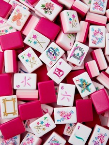 Coffret Cadeau de Luxe Moderne Premium, Mahjong Américain en Acrylique 4 Couches, 160 Tuiles, Jeu de Société Portable pour les Fêtes, <span class=keywords><strong>Poker</strong></span>, Vente en Gros - Product Image 2