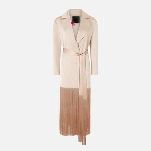 Manteau long en satin rose poudré pour femme, personnalisé, à franges, ceinturé à la taille, col à revers, manches longues - Product Image 1