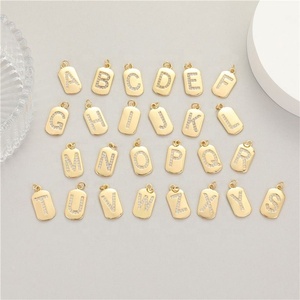 จี้ห้อยตัวอักษร A-Z แบบกันน้ำสั่งทำได้ตามต้องการ ชุบทอง 14k สไตล์โกธิค  จี้ห้อยตัวอักษร DIY - Product Image 1