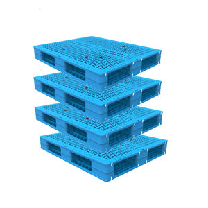 Paletas Industriales de Plástico HT-100 Eficientes, Alta Capacidad de Carga 13227 lb, 130x110x15 cm, Diseño Rentable para un Fácil Manejo - Product Image 1