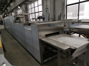 Small <strong>Chocolate</strong> <strong>Machine</strong> Production Line Automatic <strong>Chocolate</strong> Depositing <strong>Machine</strong> for Filled <strong>Chocolate</strong> Factory - Product Image 6