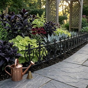 Lot de 4 clôtures de jardin réutilisables en plastique noir de style victorien pour aménagement paysager extérieur - Product Image 3
