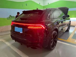 <span class=keywords><strong>Audi</strong></span> <span class=keywords><strong>RS</strong></span> Q8 2026 Usata in Ottime Condizioni - Product Image 5