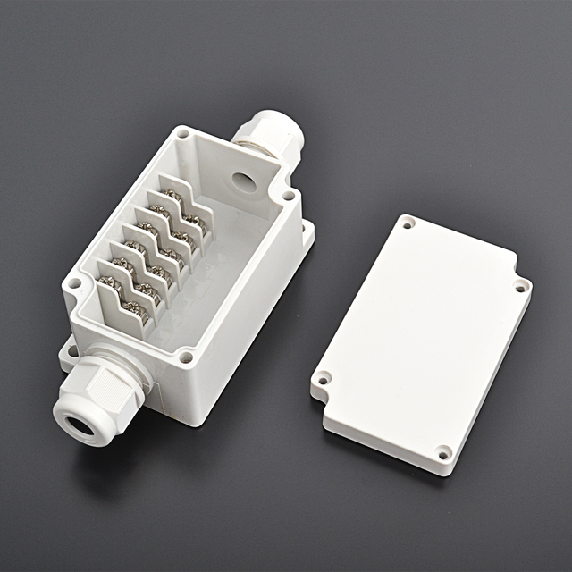 TJ-6PN  IP67 Waterproof Junction Box 6 Terminal Blocks With Explosion-proof Cable Gland Waterproof Gland