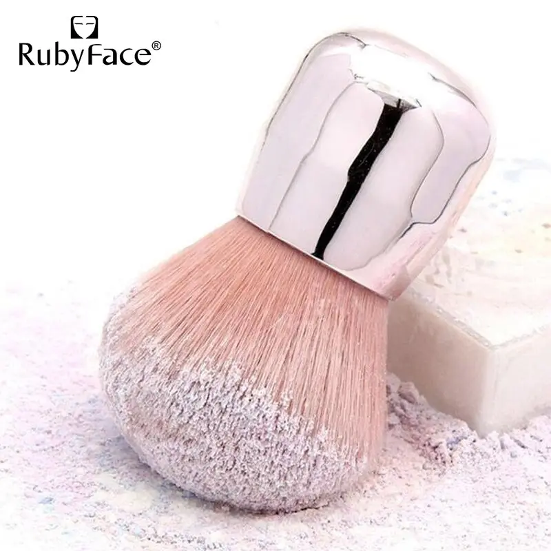 Praktische Hete Verkoop Rubyface Roze Veganistisch Haar Kort Plastic Handvat Roségouden Cosmetica Make-Up Borstel Voor Dames