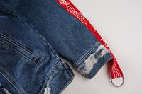 Nouvel arrivage de veste en jean Hiphop pour hommes veste bleue noire avec rayures latérales rouges manteau en denim déchiré bombardier en détresse veste solide