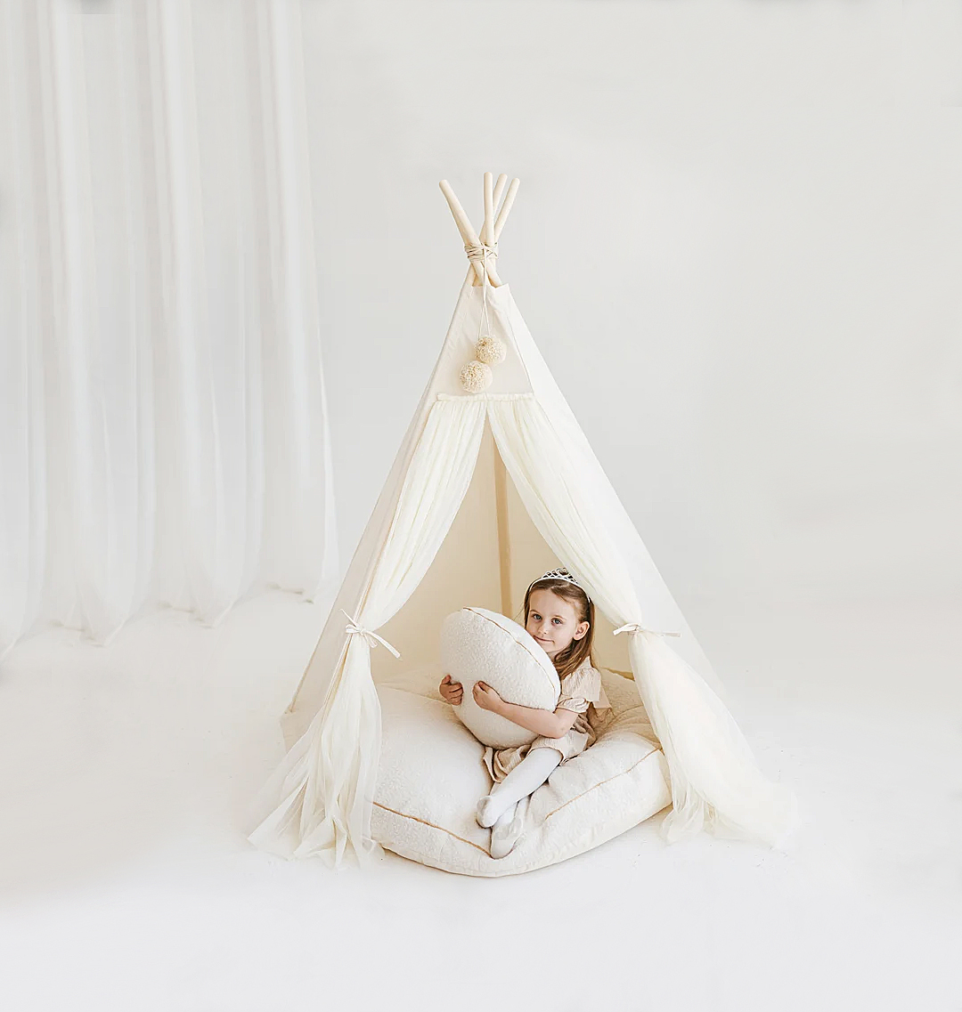5 pole-white-each size 110cm,high 165cm