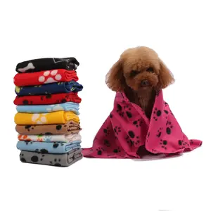 Nuova vendita calda coperta invernale per animali domestici doppia peluche calda stuoia in pile stampa zampa morbida coperta per cani e gatti