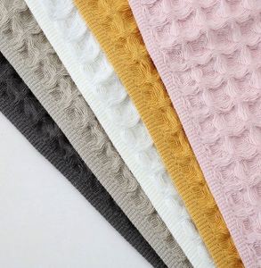 Toalla de Mano Pequeña con Logotipo Personalizado, 100% Algodón, Tejido Waffle, * Tamaño 35 cm, Alta Calidad - Product Image 5