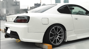 Guardabarros trasero tipo Silvia GF de lujo Nissan S15 EPR de alta calidad (material de fibra de vidrio) con fácil instalación para 1999-2003 - Product Image 3