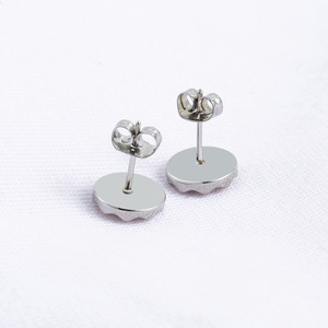 ต่างหูแบบติดหู ดีไซน์รูปนก เหล็กไทเทเนียม เครื่องประดับแฟชั่นสำหรับผู้ชาย รูปทรงเรขาคณิต ลายสัตว์ สไตล์มินิมอล - Product Image 3