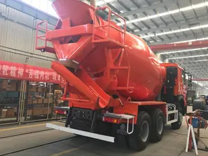 Nuovo <span class=keywords><strong>camion</strong></span> di <span class=keywords><strong>betoniera</strong></span> SINOTRUK HOWO heavy duty 6x4 336 371hp 8 9 10 12m3 <span class=keywords><strong>camion</strong></span> <span class=keywords><strong>betoniera</strong></span> cemento buon prezzo in vendita - Product Image 2