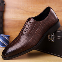 Nouveautés Chaussures en cuir à motif serpent Chaussures habillées très vendues pour hommes