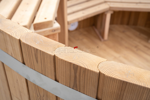 Fmaily Utiliser des bains à remous de massage en bois avec couvercle - Product Image 4