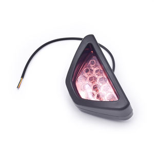 <span class=keywords><strong>Feu</strong></span> Stop Arrière Sportif de Style Triangle Flash pour Voiture – Troisième <span class=keywords><strong>Feu</strong></span> Stop de Sécurité – Lampe de Signalisation d'Alarme pour Véhicule - Product Image 3