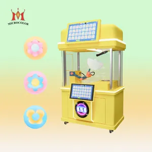 2024 neuer Stil kommerzielle Zuckerwatte-Flossmaschinen Roboterarm Zuckerherstellung Handel vollautomatische Zuckerwatte-Verkaufsautomat