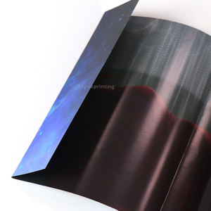 Impresión de Libros Personalizados con Cubierta Plateada, Páginas en Blanco y Negro, Encuadernación en Tapa Dura y Bordes Rociados - Product Image 4