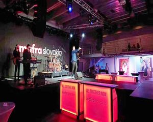 Trung Quốc Nhà Máy Gấp Chiếu Sáng Di Động Acrylic Pub Rượu Tiếp Nhận Bàn Bề Mặt Rắn Beer BAR Truy Cập Để Bán - Product Image 2