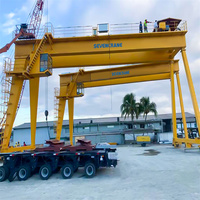 Grue portique monopoutre extérieure de 10 tonnes, conception de cadre en portique cantilever, boîte de vitesses motorisée, haute efficacité, télécommande sans fil