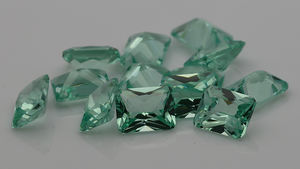 Sentetik zümrüt, sentetik yeşil beril taşları fiyatları başına - Product Image 6