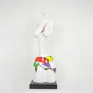 Escultura artística hecha a mano personalizada, estatuas de resina de mujer medio desnuda, escultura de fibra de vidrio Sexy para mujer, ilustraciones para decoración del hogar de tienda