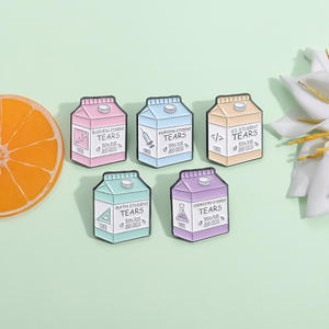 可爱搞笑三角尺搪瓷翻领针烧杯科学实验室奶盒果汁形状纪念品紫外胶印 - Product Image 4