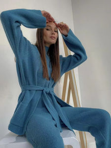 Ensembles de cardigan de <span class=keywords><strong>pull</strong></span> de laine et <span class=keywords><strong>cachemire</strong></span> d'automne-hiver pour femmes personnalisées surdimensionnés tricotés pantalons longs à col roulé de 3 pièces décontractés sur le devant - Product Image 4