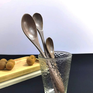 Cuillère en bois de noyer noir naturel de haute qualité, cuillère à dessert en bois pour la cuisine, personnalisation du logo, cuillère de cuisine en bois - Product Image 6
