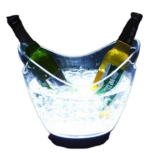 Nouveaux seaux à glace LED rechargeables 8L baril en acrylique transparent seau à glace lumineux boîtes <span class=keywords><strong>de</strong></span> nuit éclairer seaux à <span class=keywords><strong>bière</strong></span> champagne - Product Image 1