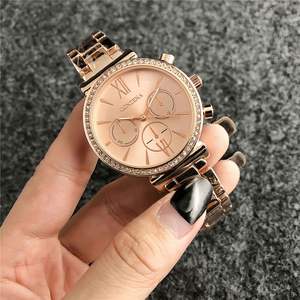 Reloj de moissanita para mujer, personalizado de fábrica, de alta calidad para reloj de lujo, esfera de 38 mm, acero inoxidable, resistente al agua, reloj de cuarzo - Product Image 5