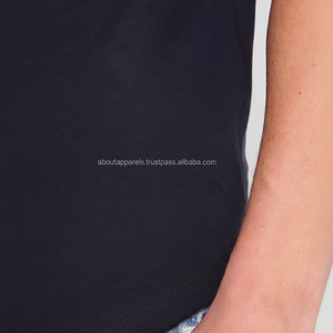 เสื้อยืดผู้ชายแบบใหม่ทันสมัยราคาถูกสั่งทำได้ ปี 2026 เสื้อยืดแขนสั้นทรงยาวพิมพ์ลายตัดกันชายโค้ง ขายส่งจากจีน - Product Image 1