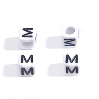 Perles de lettres anglais en plastique acrylique, pièces de l'alphabet, 100 pièces/paquet, 6x6mm, blanc, perles pour texte