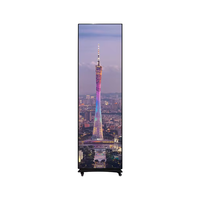 Floorstanding LED Poster Display HD Indoor Full Color P1.86 P2.5 alta luminosità 1920x640mm digitale schermo a specchio a LED