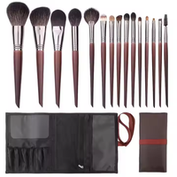 Lot de 15 pinceaux de maquillage professionnels en poils synthétiques et naturels, manche en bois, pour le visage, le correcteur et la poudre, marque privée, vente en gros