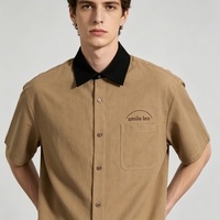 Kemeja Kerah Kontras Harian untuk Kantor, Lengan Pendek, Ukuran Besar, Longgar, Warna Khaki, Kancing Depan, Saku, untuk Pria