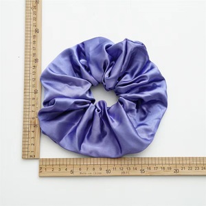 Periwinkle Biru Baru Warna Populer Scrunchies Rambut 18 Cm XL 8 Cm Kecil - Product Image 3