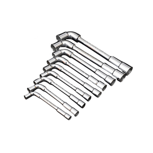<span class=keywords><strong>Clé</strong></span> <span class=keywords><strong>à</strong></span> douille industrielle double embout en L réglable de 17 mm, chromée, 2000 lb-ft, 10 douilles allongées, 18 douilles métriques - Product Image 1