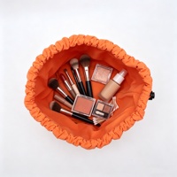 Pochette cosmétique matelassée à cordon, texture nuage douce et moelleuse, organiseur de maquillage, grande capacité, sac de voyage pour articles de toilette