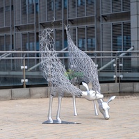 Personnalisé Moderne Extérieur Taille Réelle Jardin Rcofriendly Abstrait Animal En Acier Inoxydable Métal Artisanat Fil Cerf Sculpture Avec Lumière