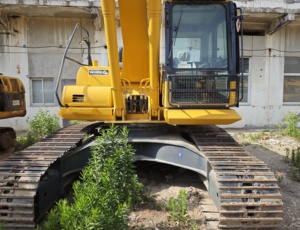 Excavadora Usada Komatsu PC200LC de 20 Toneladas, Modelo 2016, Motor, Caja de Cambios y Bomba de Alta Calidad, Probada e Inspeccionada en el Almacén de Shanghái - Product Image 3