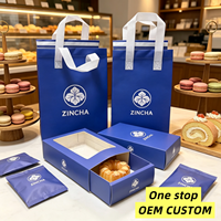 Op maat gemaakte, gebrande verpakkingsoplossingen voor cake- en koffieshop series, dessert- en gebakdozen, hartvormige PP-koude bekers met tas